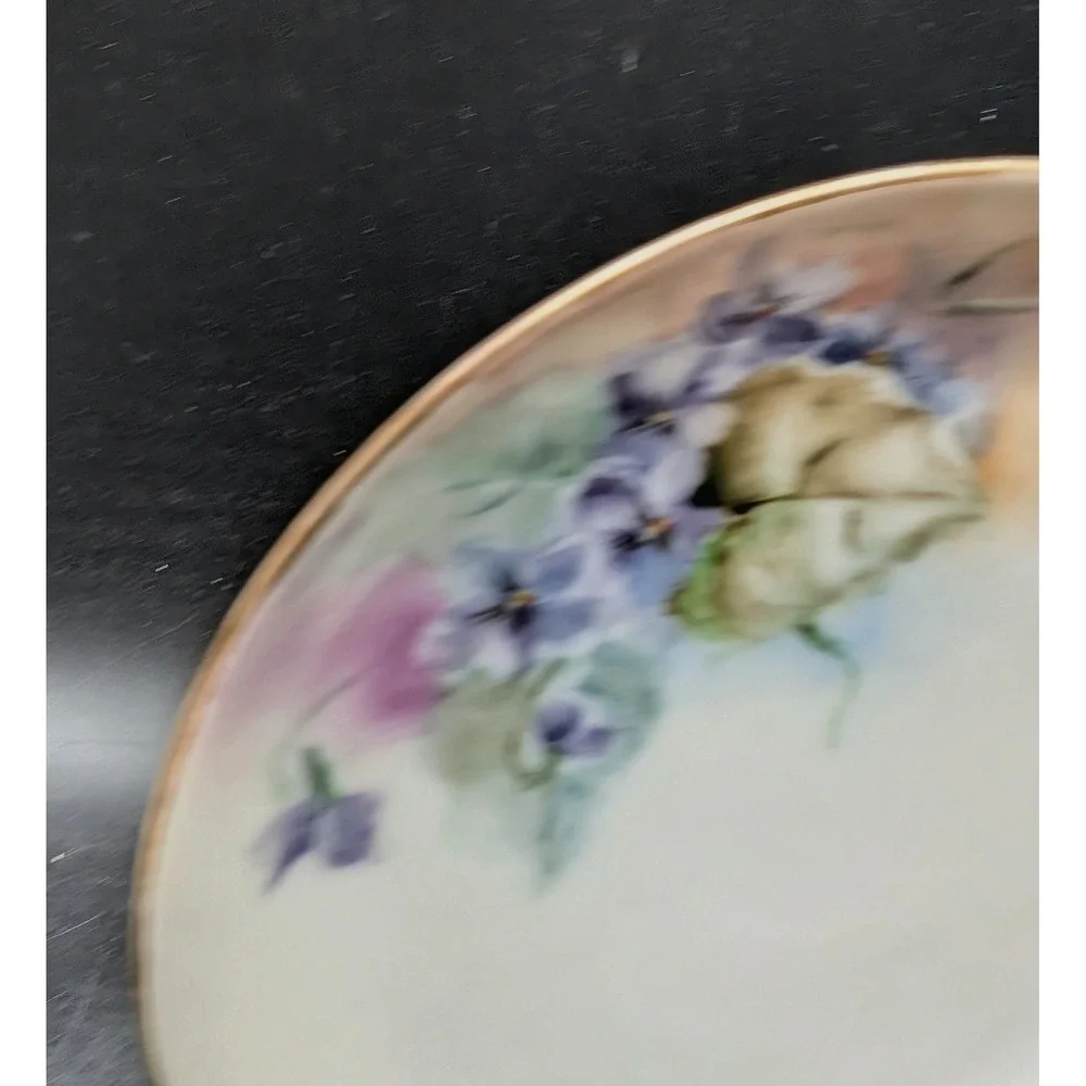Hand Painted Porcelain Floral Plate Purple Violets Gold Rim Decorative 6 inch‎